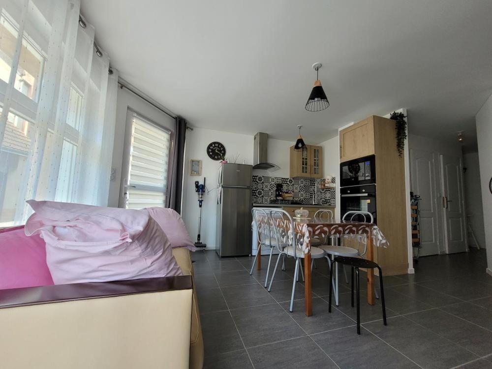 Appartement Salbris- Parking Gratuit Экстерьер фото