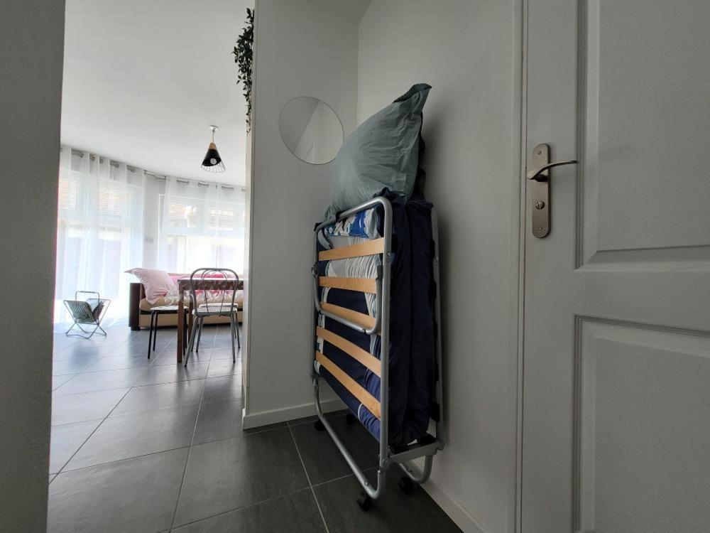 Appartement Salbris- Parking Gratuit Экстерьер фото