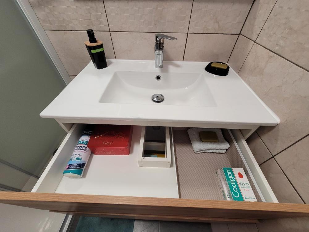 Appartement Salbris- Parking Gratuit Экстерьер фото